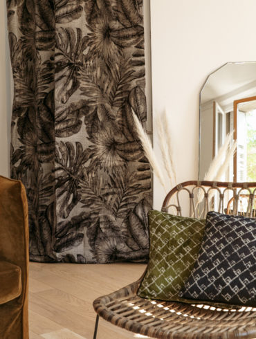 Rideau tissu jacquard motif jungle velours